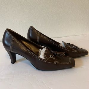 AUDREY BROOKE WOMENS LOAFER PUMPS SQUARE TOE TASSLE BROWN SIZE 7.5